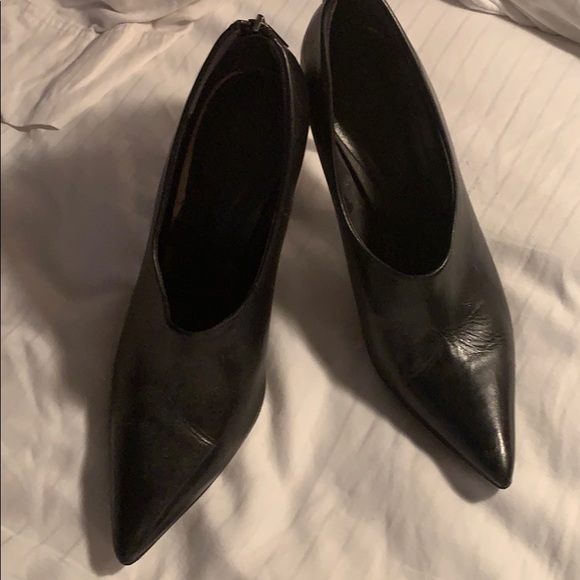 Authentic Burberry booties. Soft Leather! - Picture 6 of 6